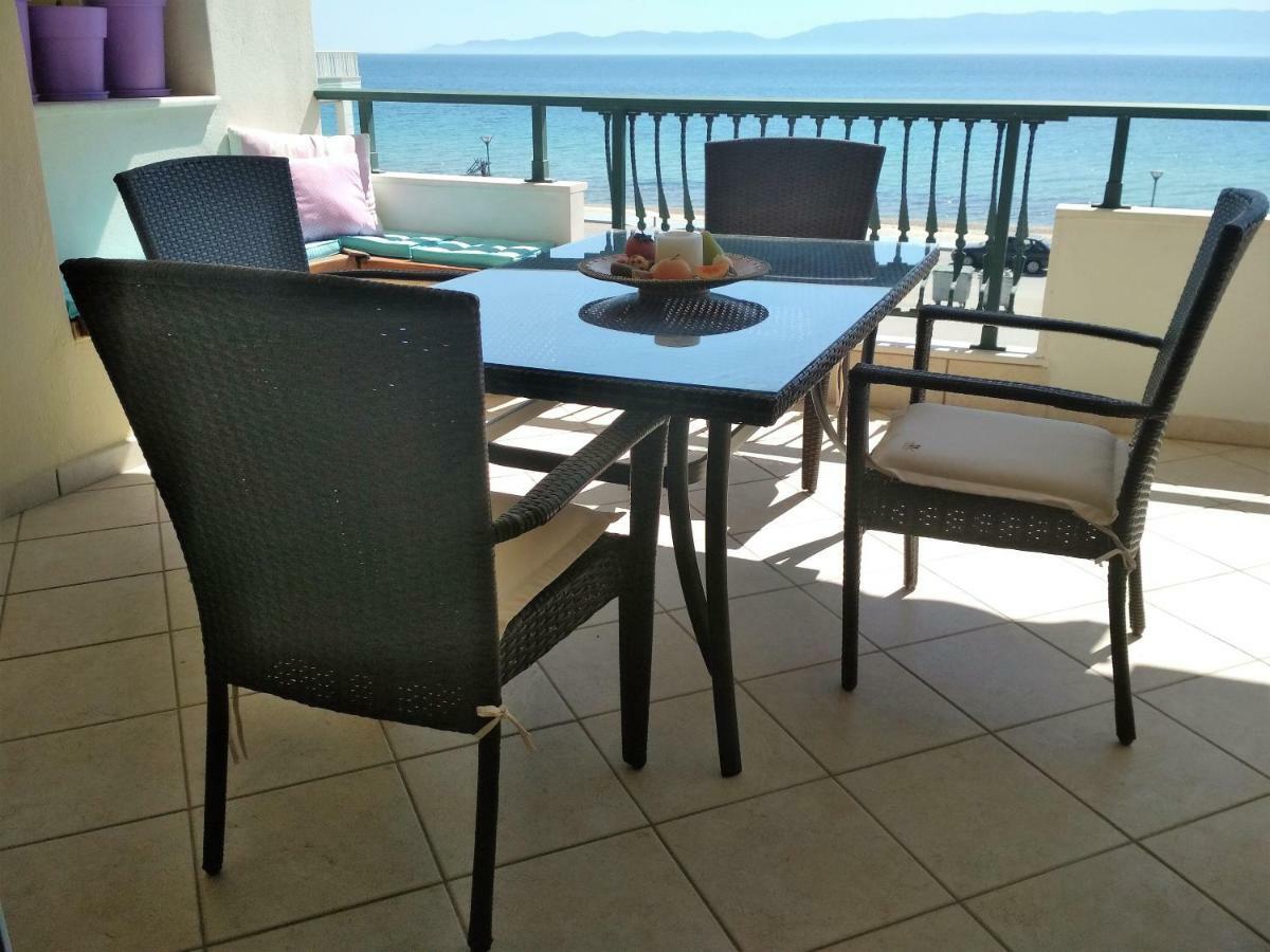 Luxury Sea View Apartment Ofrinion Exterior photo