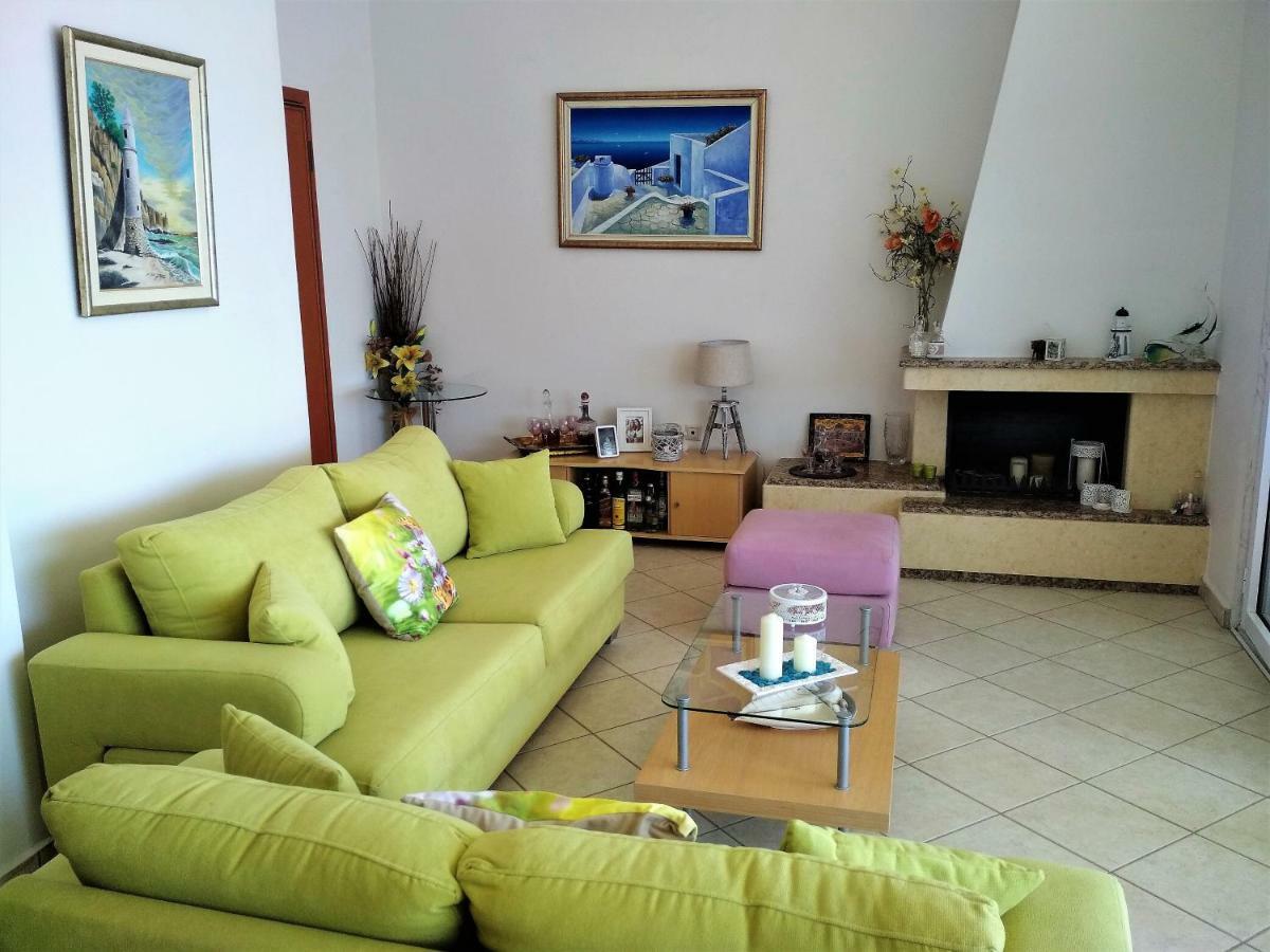 Luxury Sea View Apartment Ofrinion Exterior photo